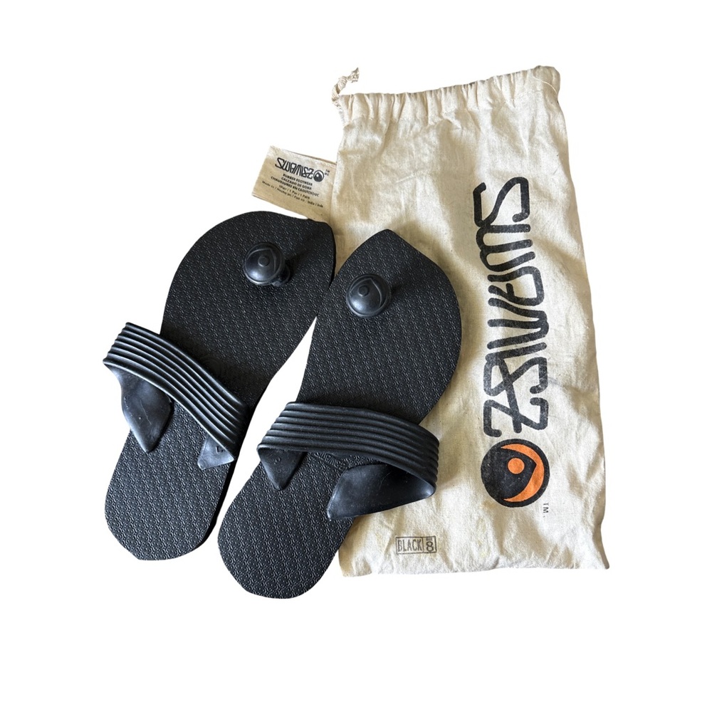 COPY - Swamisz natural rubber sandals - size 6